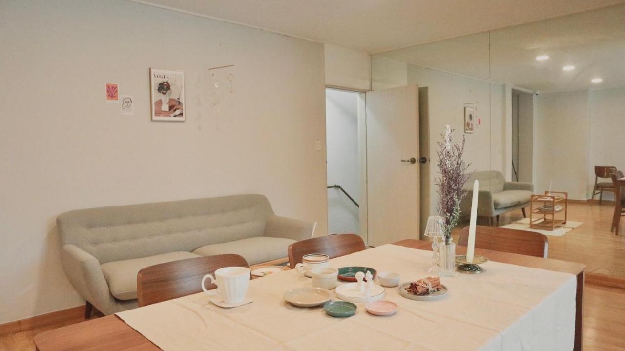 Auberge de jeunesse White Story à Séoul Extérieur photo